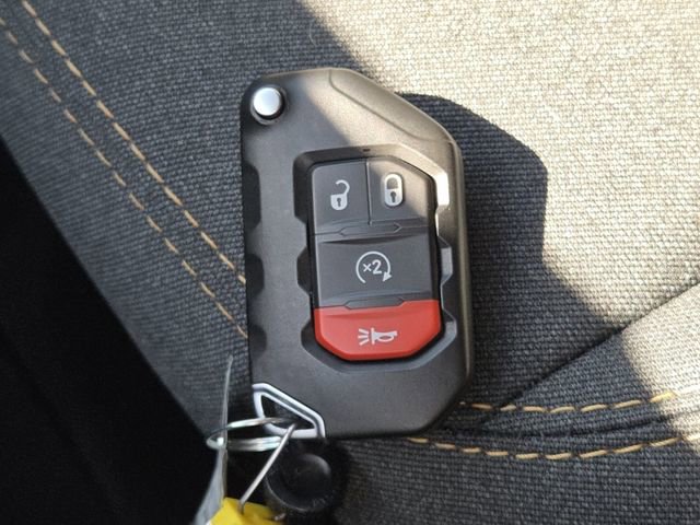 Used 2024 Jeep Wrangler Sport S image 34