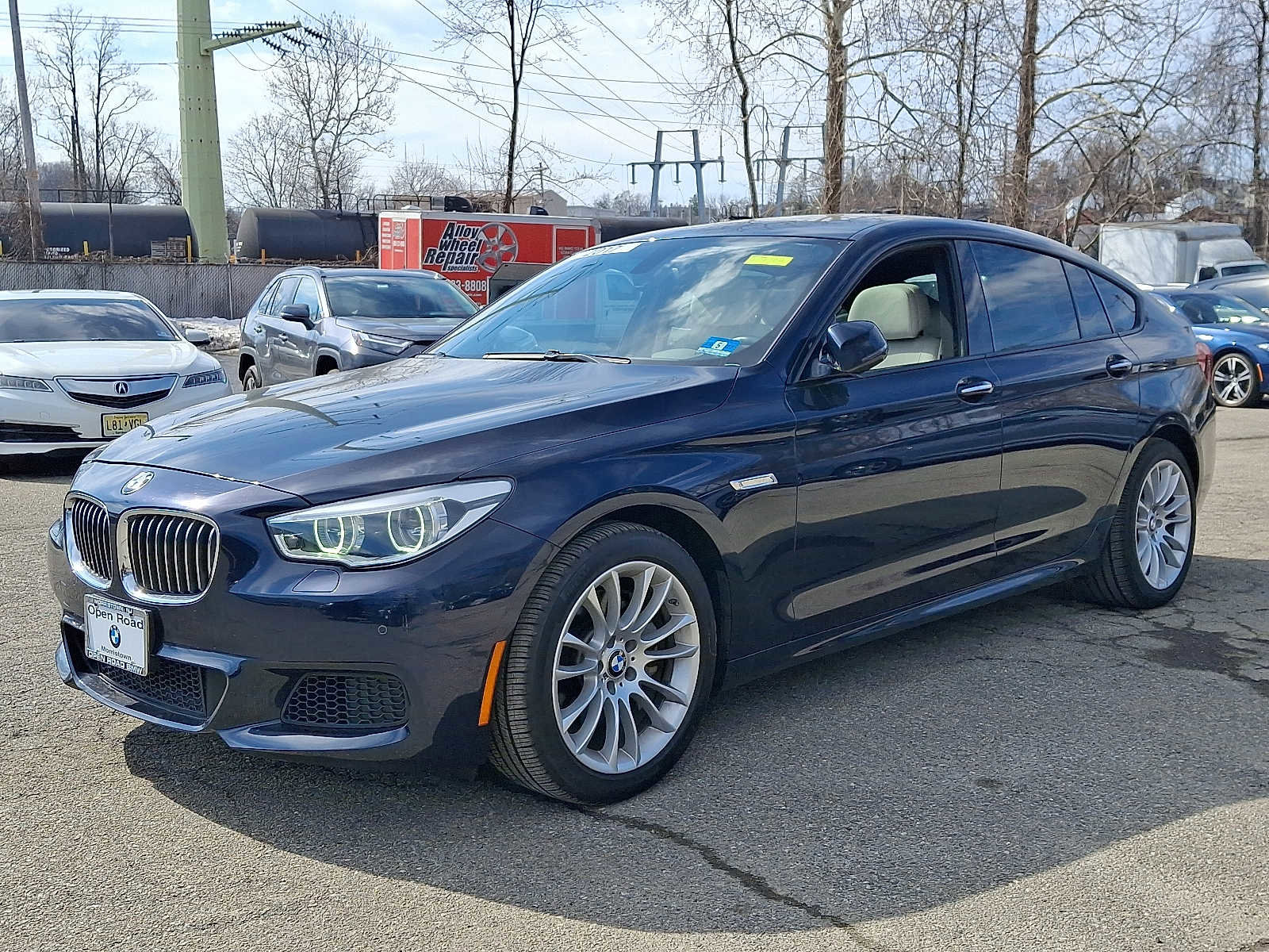 Used 2017 BMW 535i Gran Turismo image 3