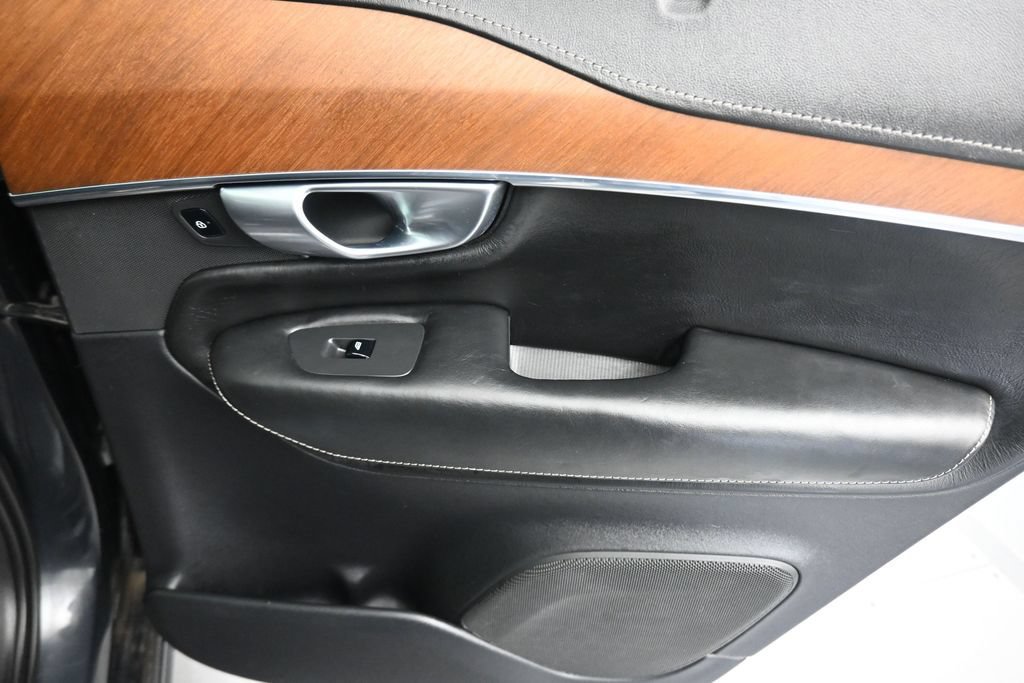 Used 2017 Volvo XC90 T6 Inscription w/ Vision Package AWD/4WD image 45