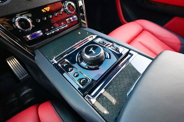 Used 2023 Rolls-Royce Cullinan Black Badge w/ Driver's Package image 63