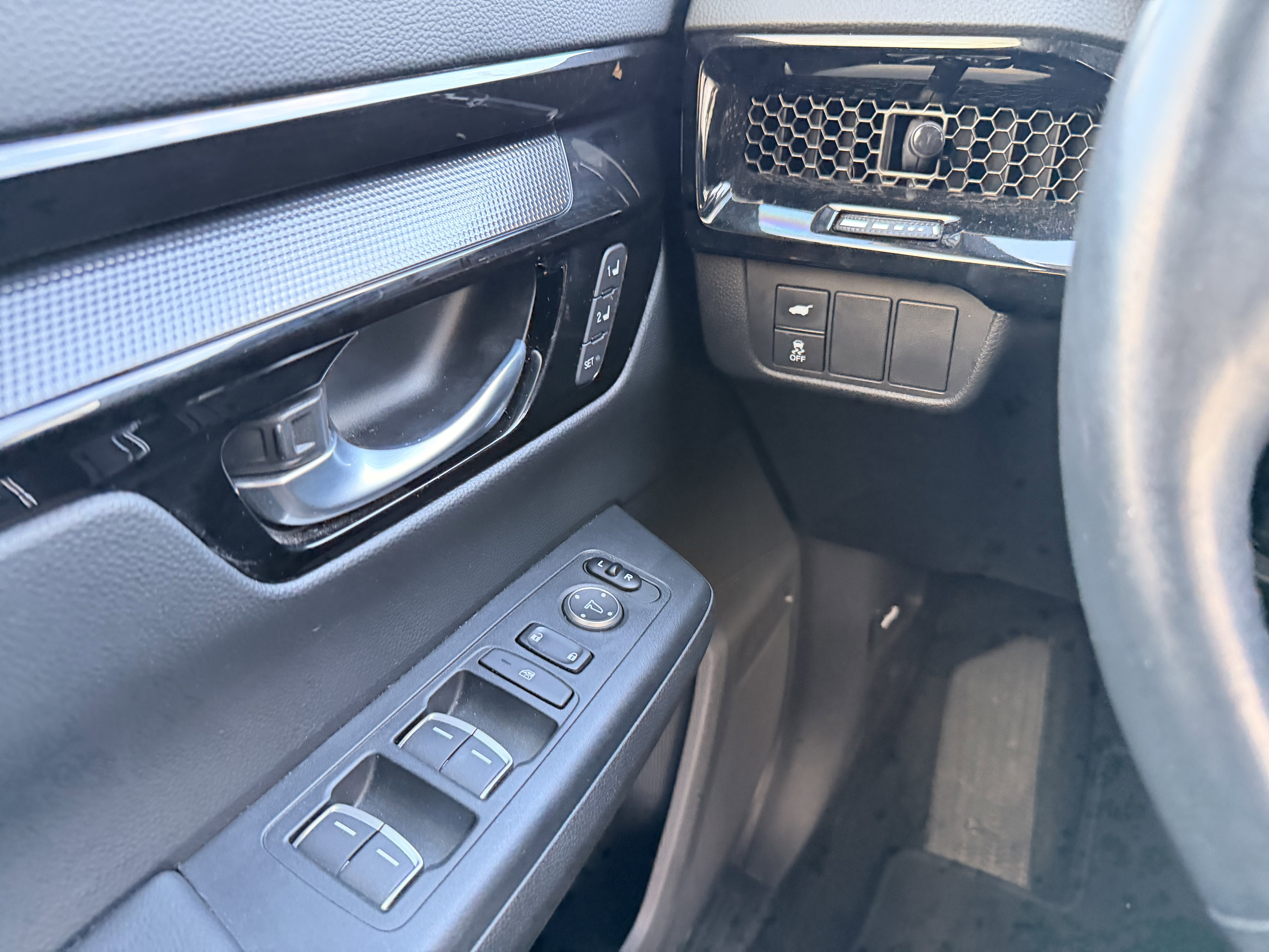 Certified 2023 Honda CR-V Sport Touring image 21