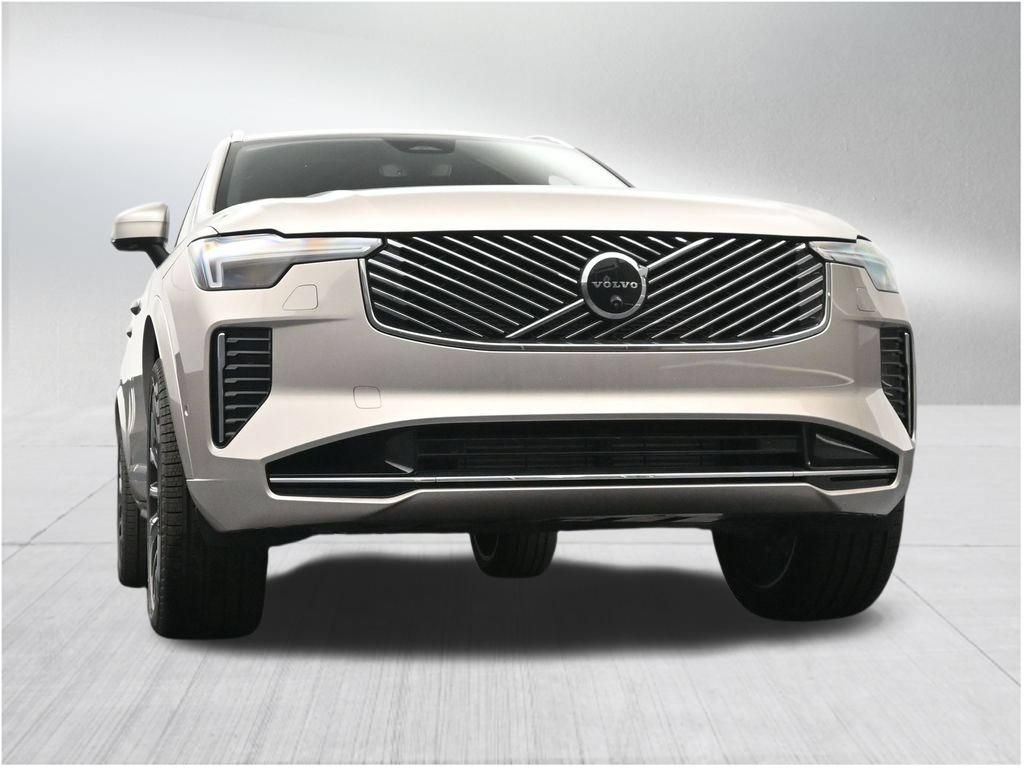 New 2026 Volvo XC90 T8 Plus w/ Protection Package Premier AWD/4WD image 27