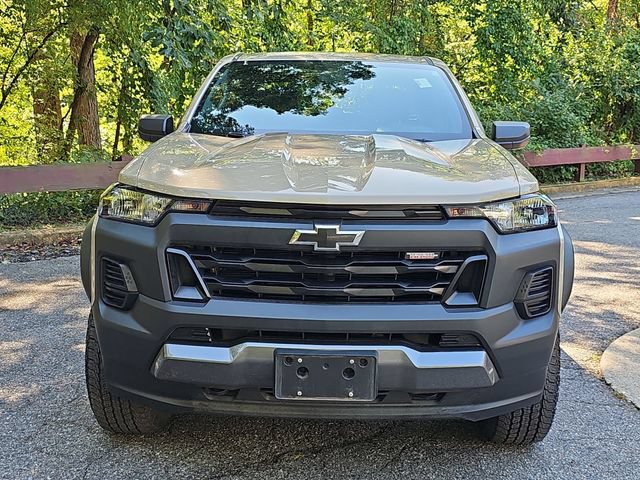 Used 2023 Chevrolet Colorado Trail Boss AWD/4WD image 3