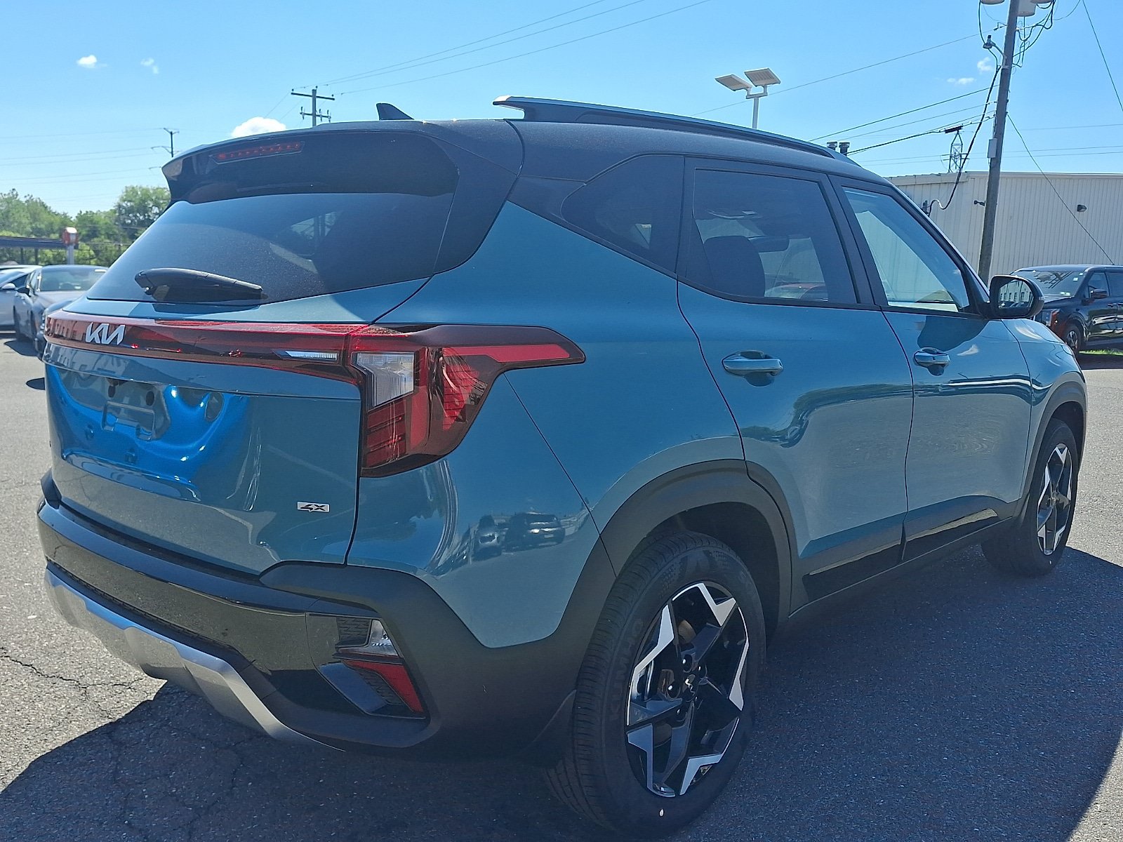 New 2026 Kia Seltos S AWD/4WD image 3