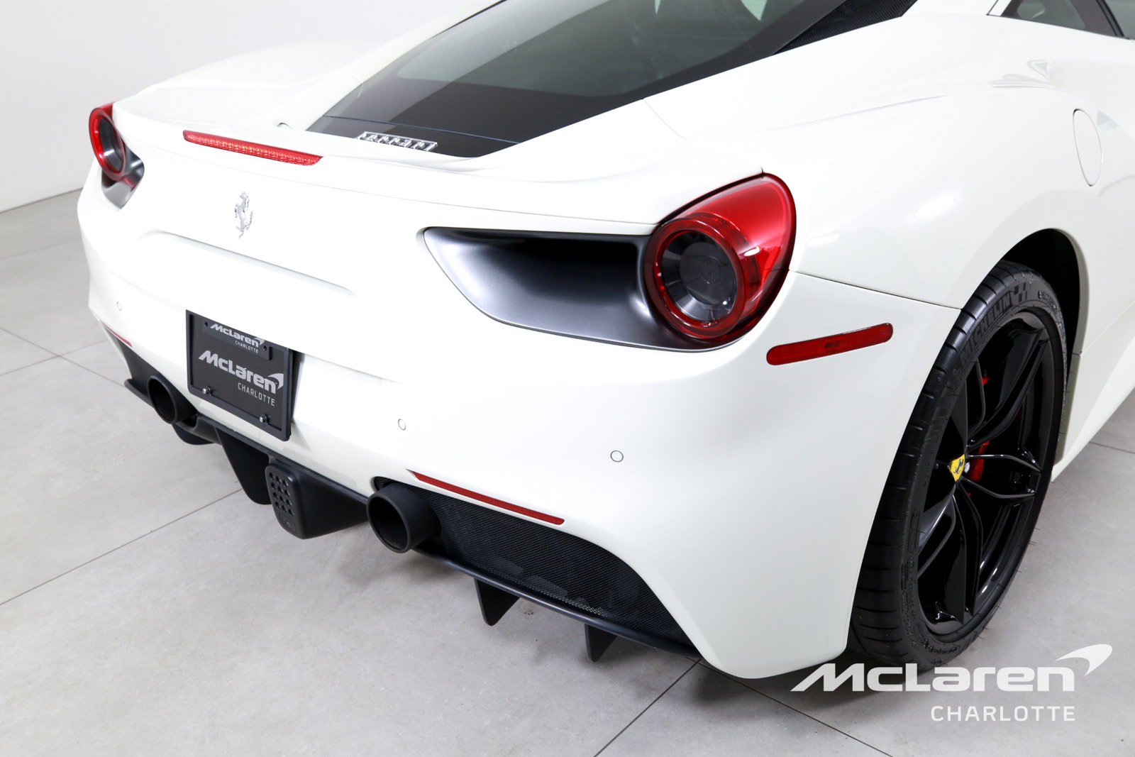 Used 2019 Ferrari 488 GTB RWD image 33