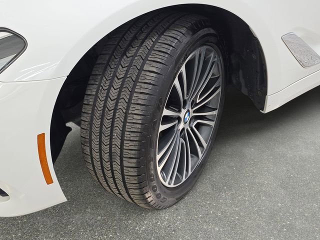 Used 2018 BMW 530i xDrive AWD/4WD image 31