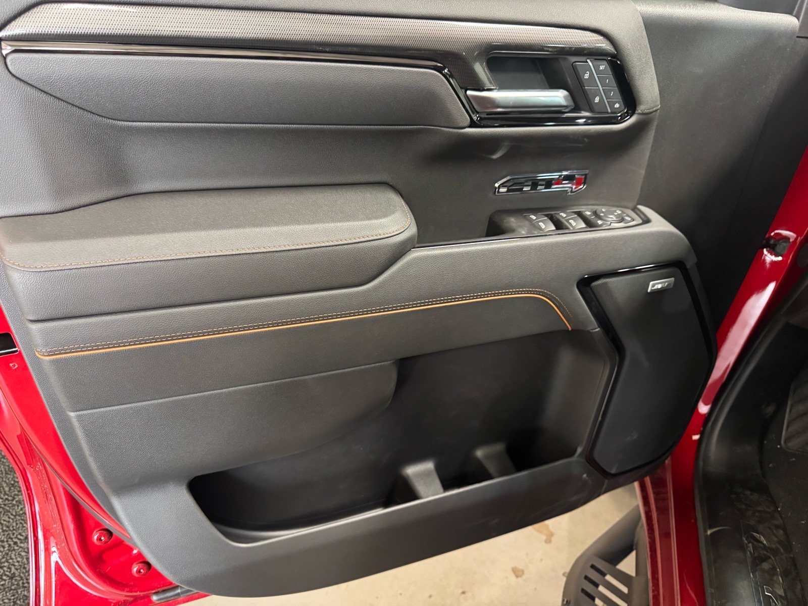 New 2026 GMC Sierra 1500 AT4 w/ AT4 Premium Package AWD/4WD image 15