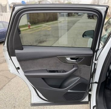 Used 2021 Audi SQ7 Premium Plus image 23