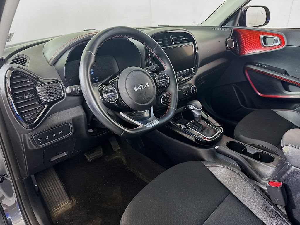 Used 2024 Kia Soul GT-Line FWD image 9