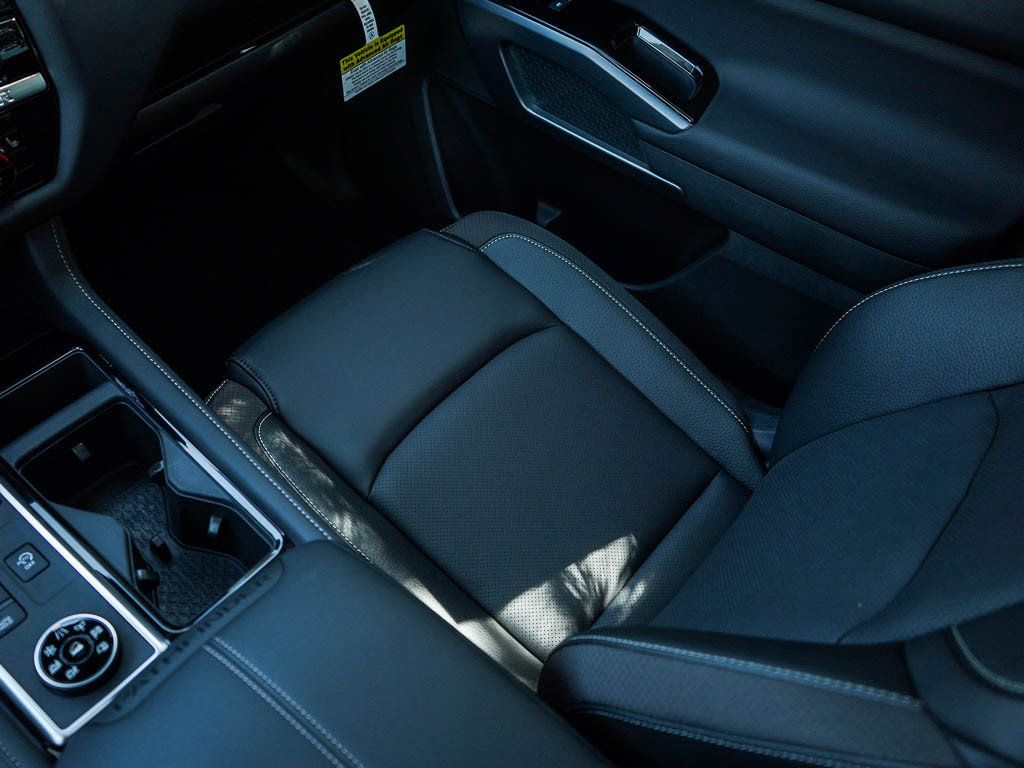 New 2026 Nissan Pathfinder SL w/ SL Premium Package AWD/4WD image 27