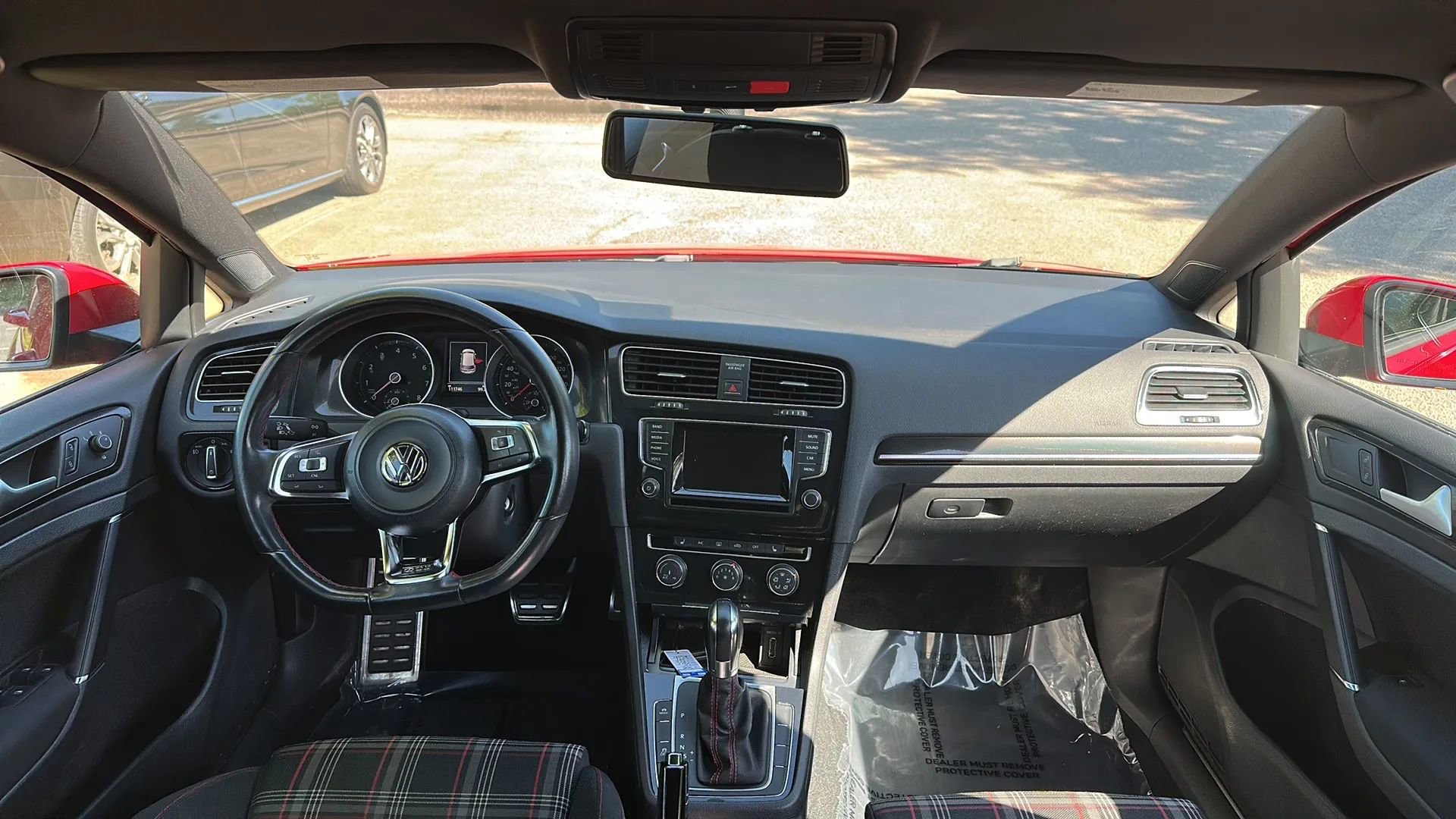 Used 2015 Volkswagen GTI S FWD image 24