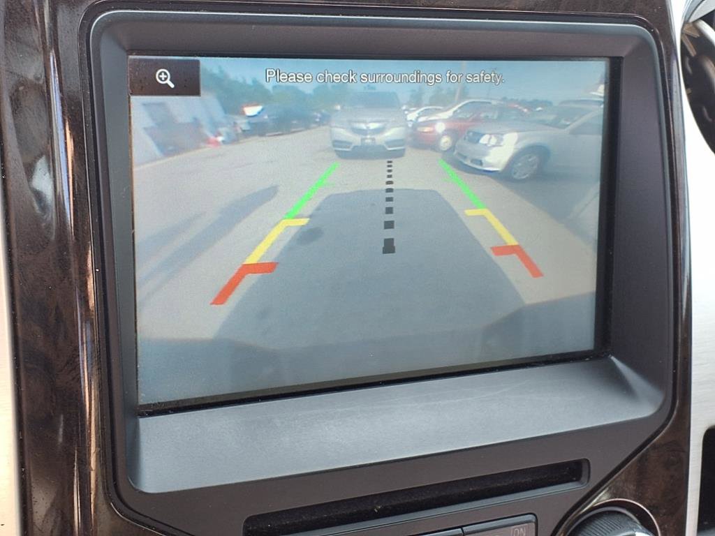 Used 2013 Ford F150 Platinum image 10