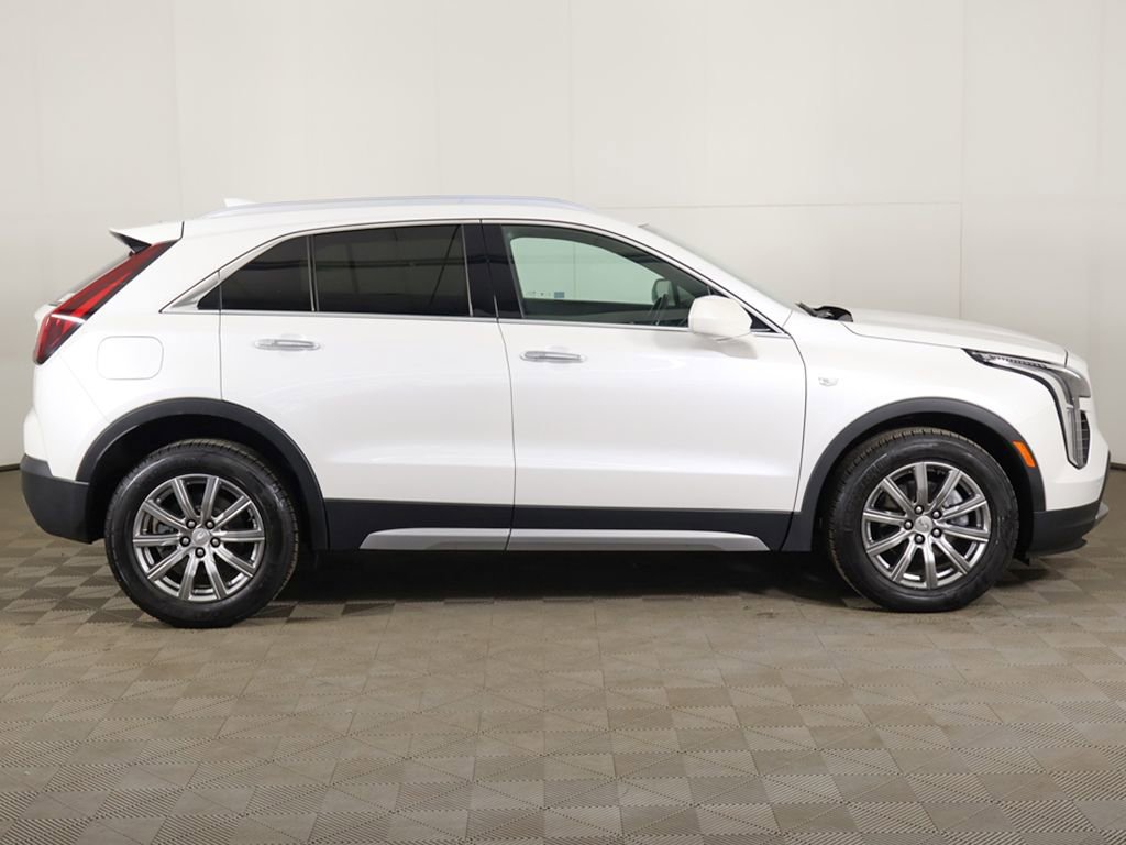 Used 2020 Cadillac XT4 Premium Luxury w/ Cold Weather Package AWD/4WD image 20
