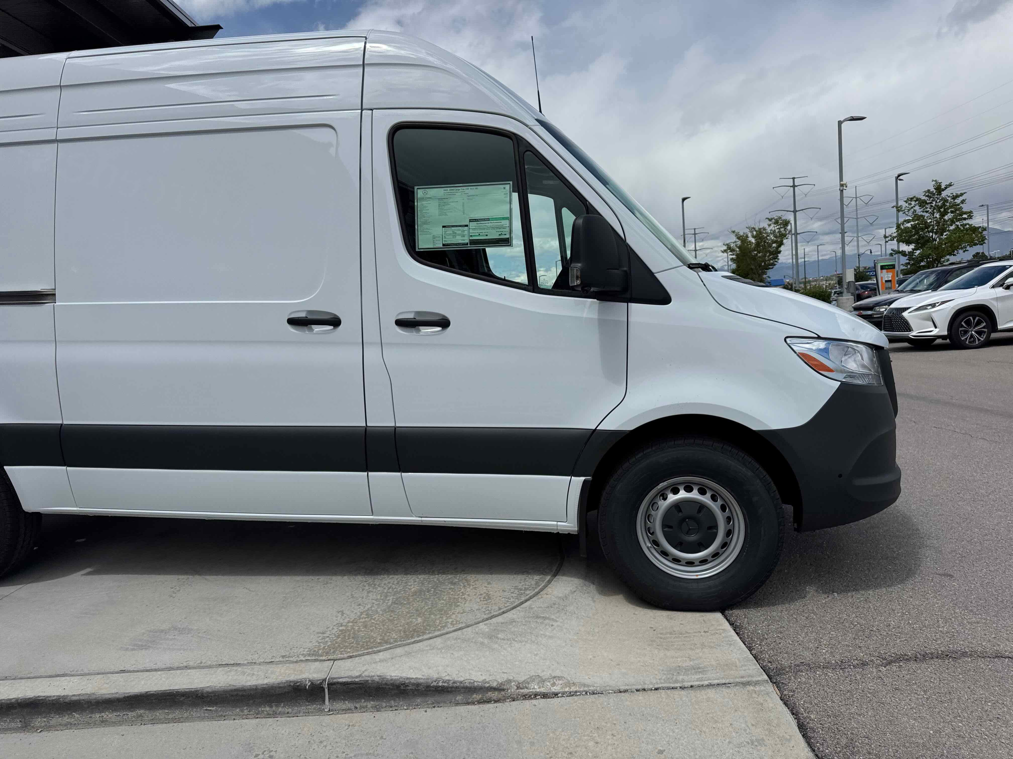 New 2025 Mercedes-Benz Sprinter 2500 image 10