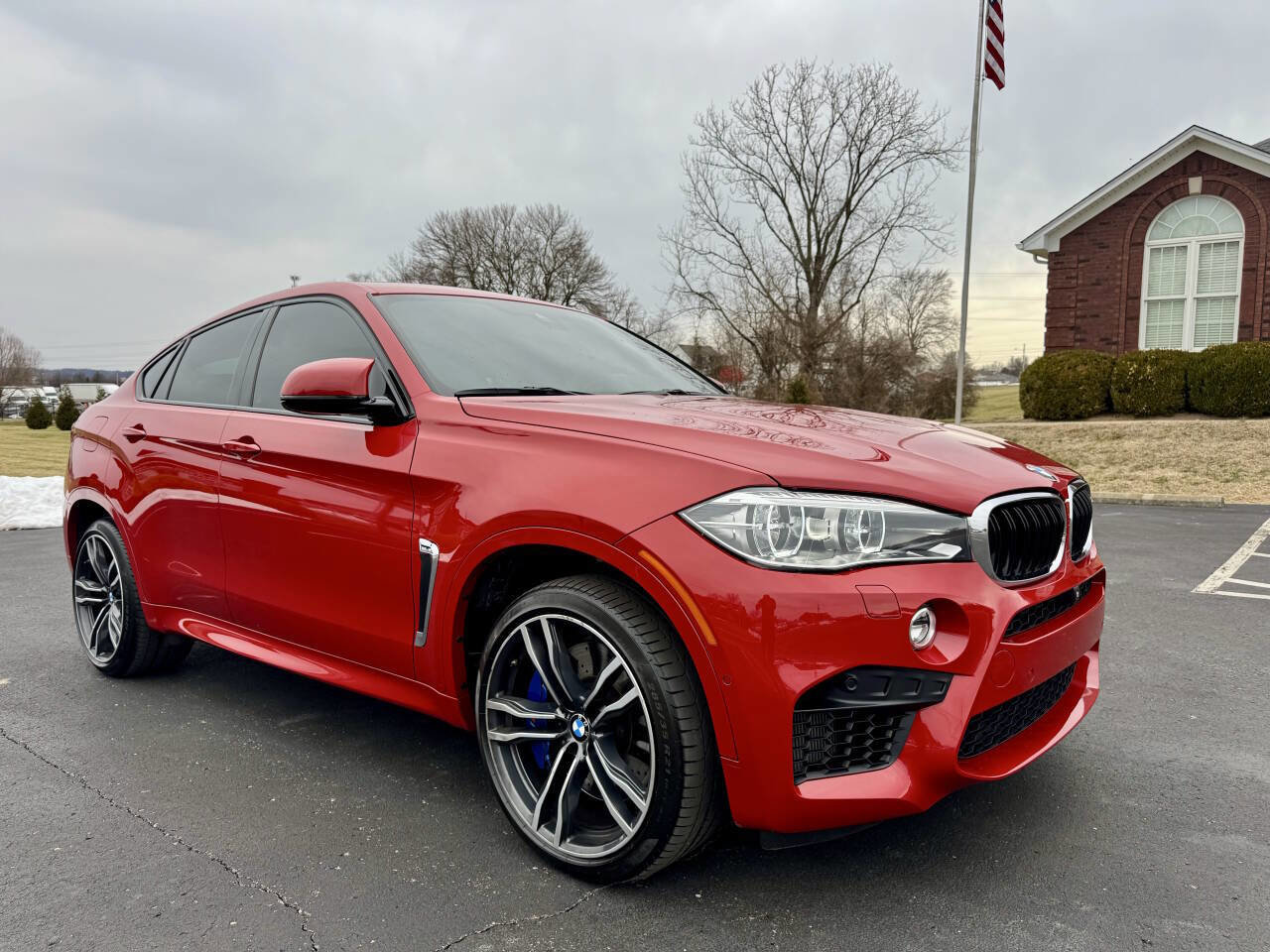 Used 2017 BMW X6 M image 9