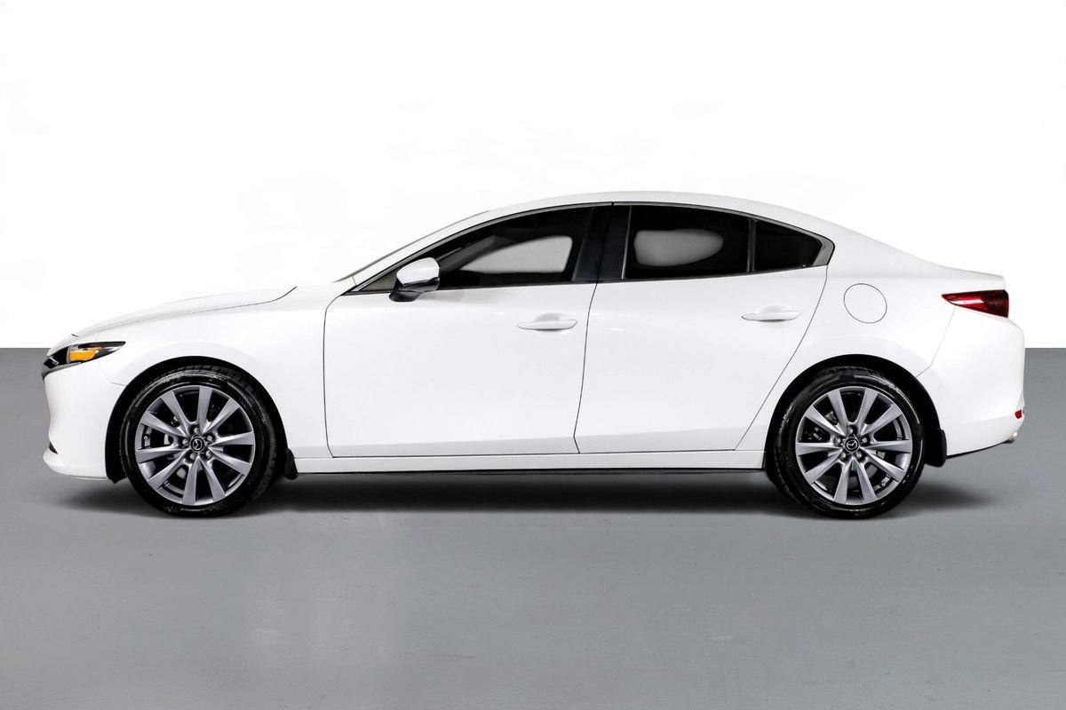 Used 2024 MAZDA MAZDA3 s FWD image 11