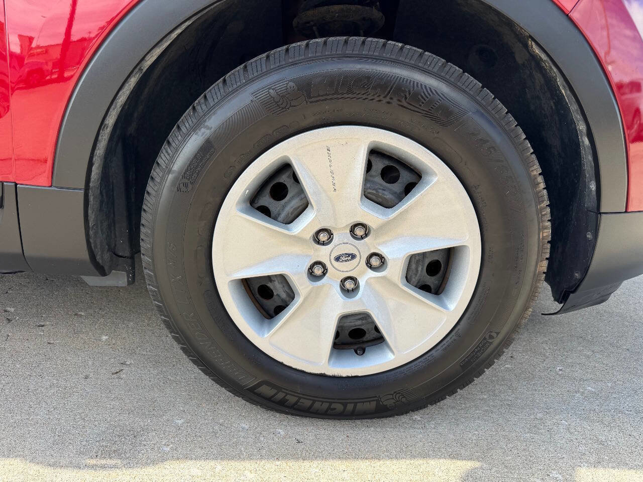 Used 2013 Ford Explorer FWD w/ Class III Trailer Tow Pkg image 22