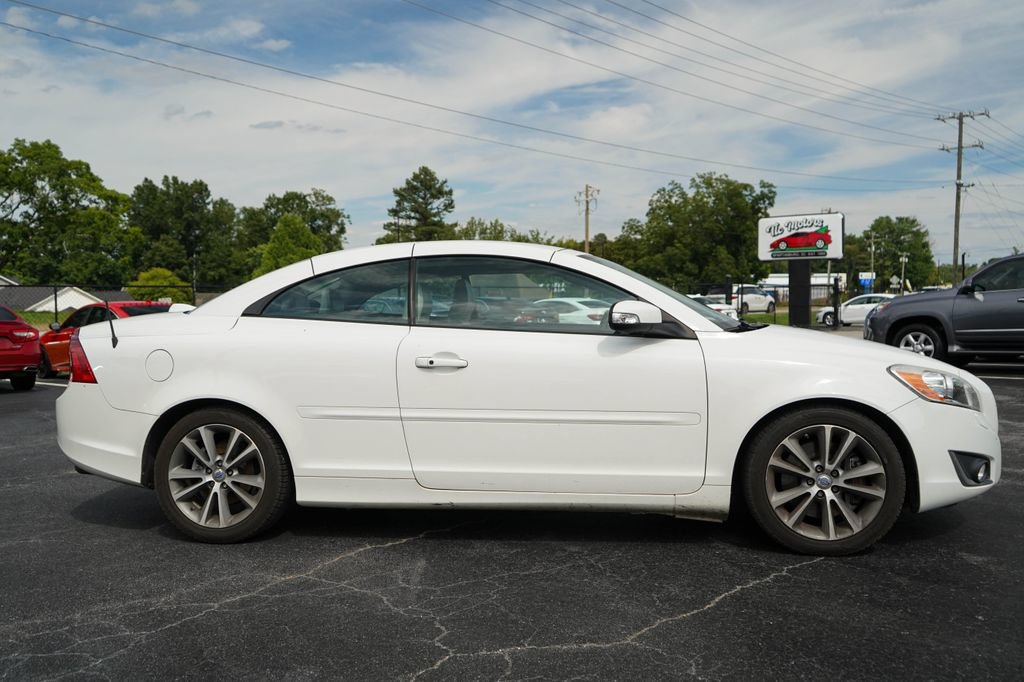 Used 2013 Volvo C70 T5 FWD image 3