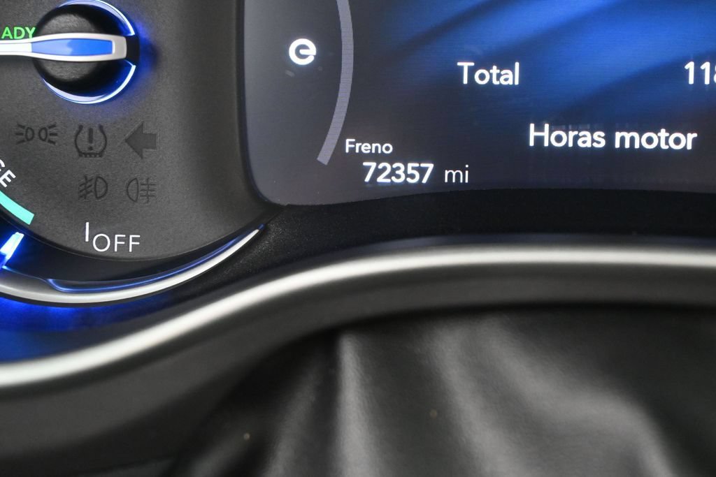 Used 2022 Chrysler Pacifica Touring-L FWD image 31