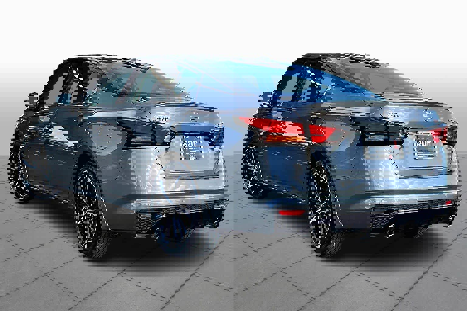 New 2025 Nissan Altima 2.5 SR image 12