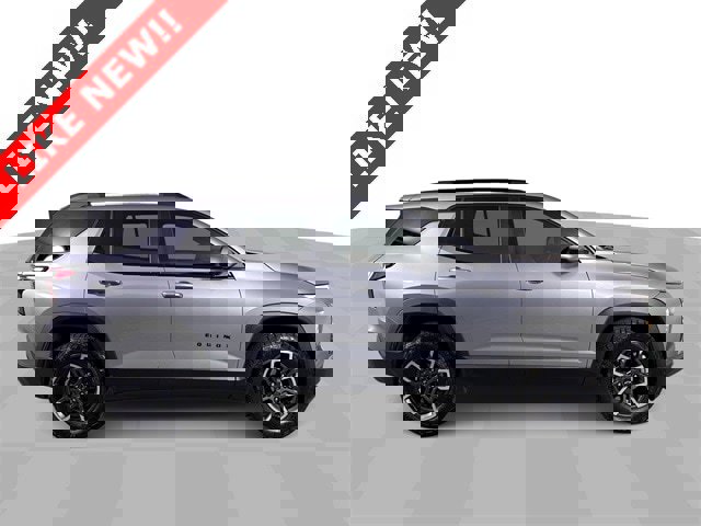 Used 2025 Chevrolet Equinox ACTIV w/ Safety and Technology Package image 9