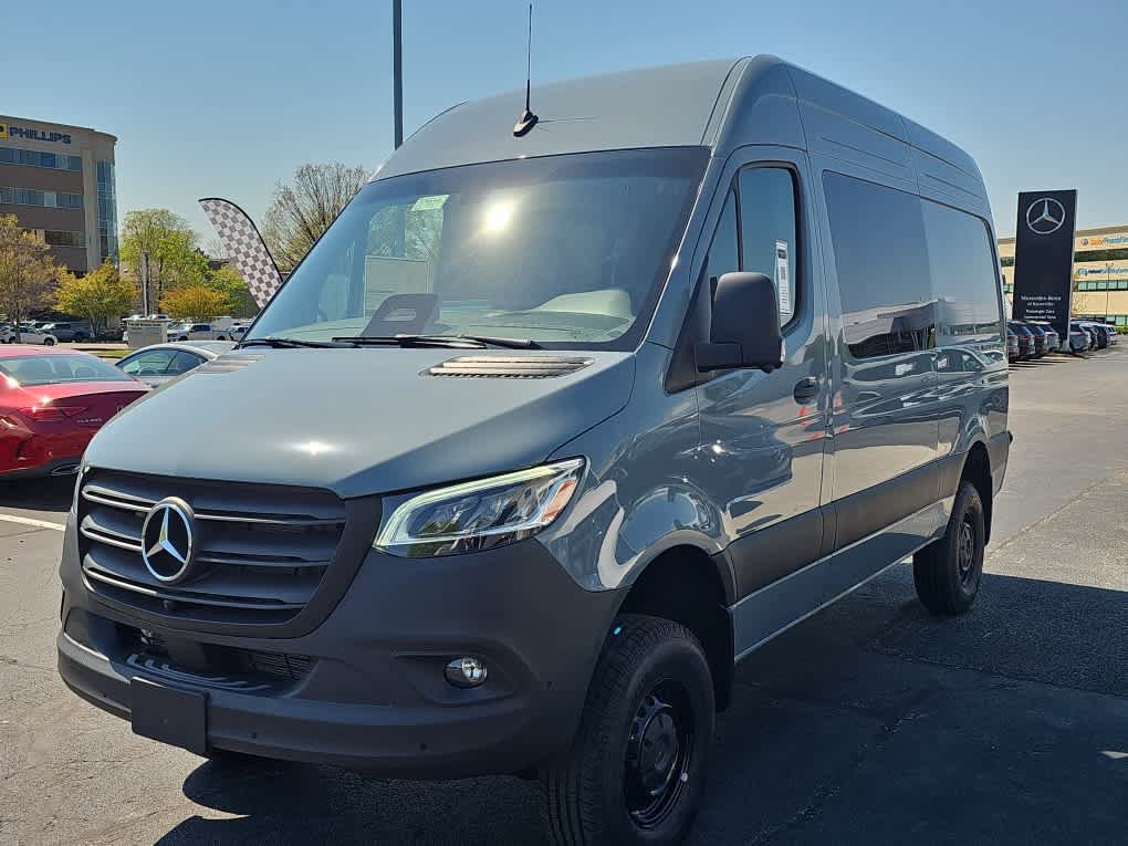 New 2026 Mercedes-Benz Sprinter 2500 video 5