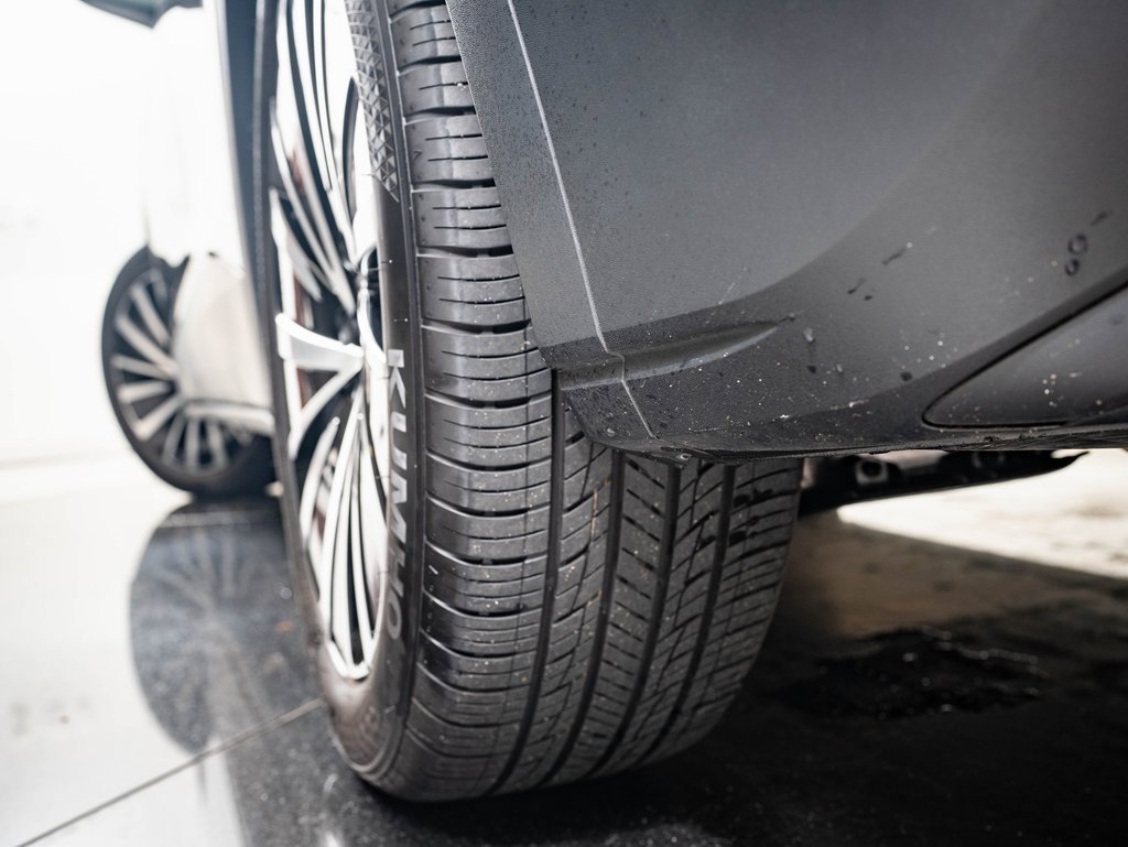 Used 2024 Volkswagen ID.4 S image 37