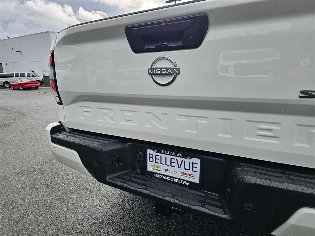 Used 2023 Nissan Frontier SV w/ Technology Package image 19