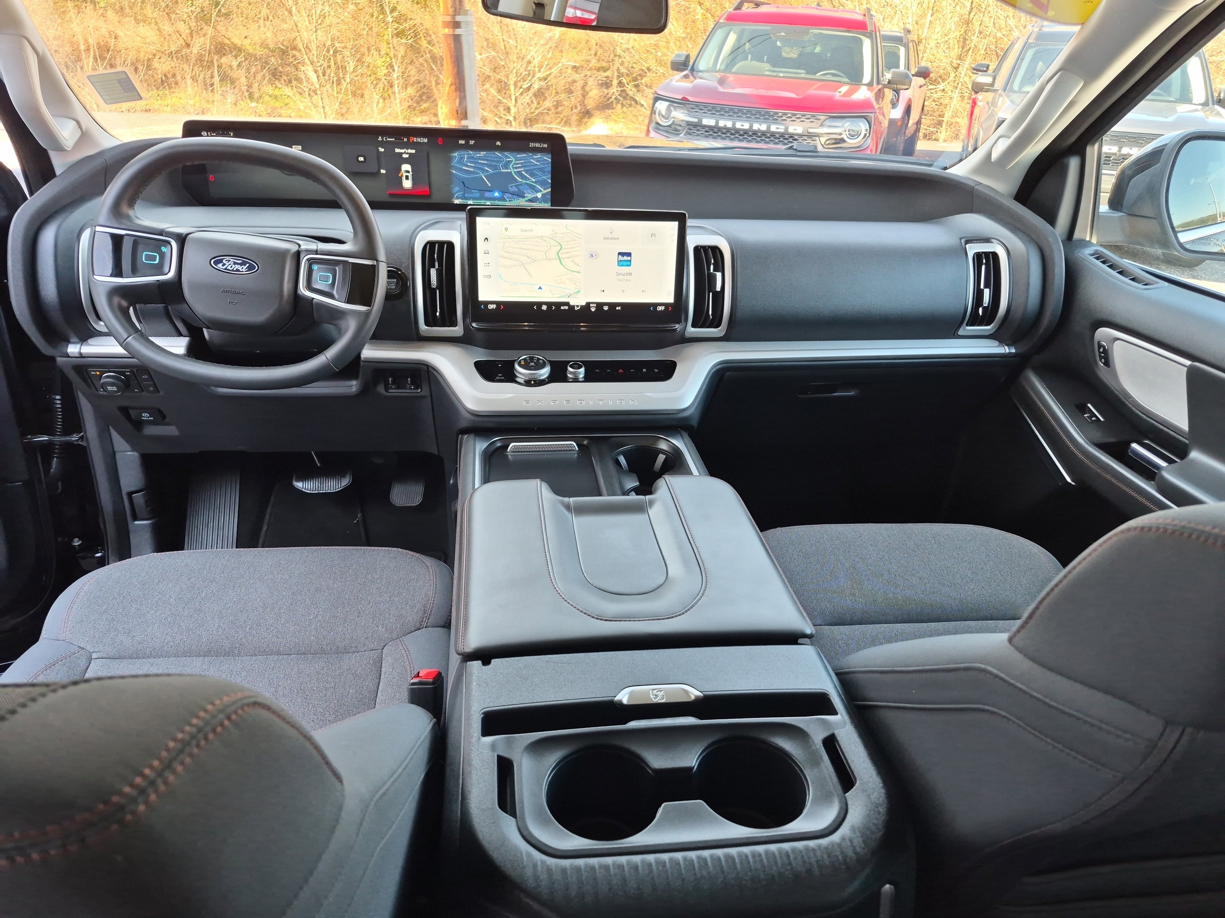 Certified 2025 Ford Expedition Active AWD/4WD image 21