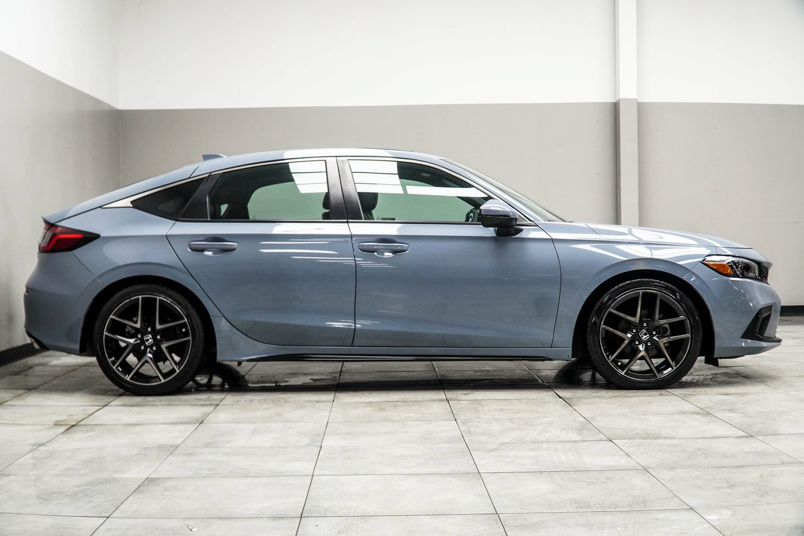 Used 2022 Honda Civic Sport Touring image 6