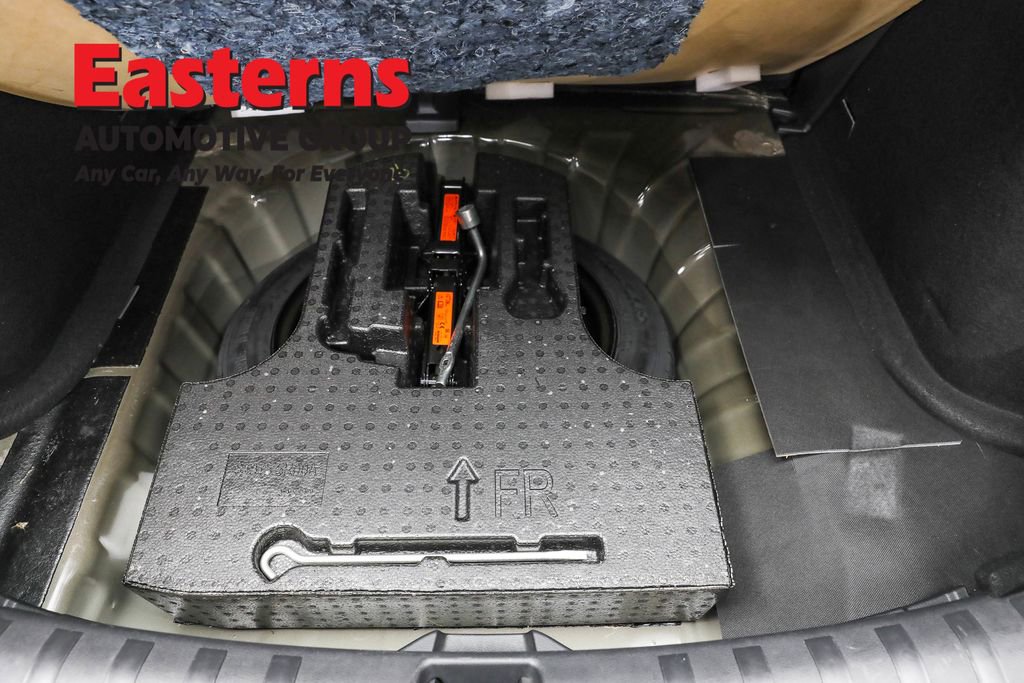 Used 2024 Nissan Kicks SR image 20