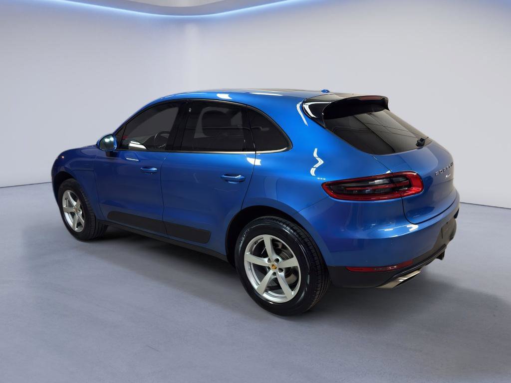 Used 2017 Porsche Macan AWD/4WD image 4