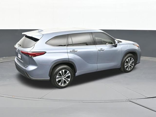 Used 2021 Toyota Highlander XLE image 64