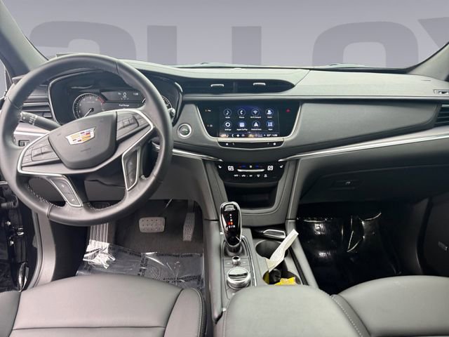 Used 2025 Cadillac XT5 Luxury w/ LPO, Floor Liner Package image 12