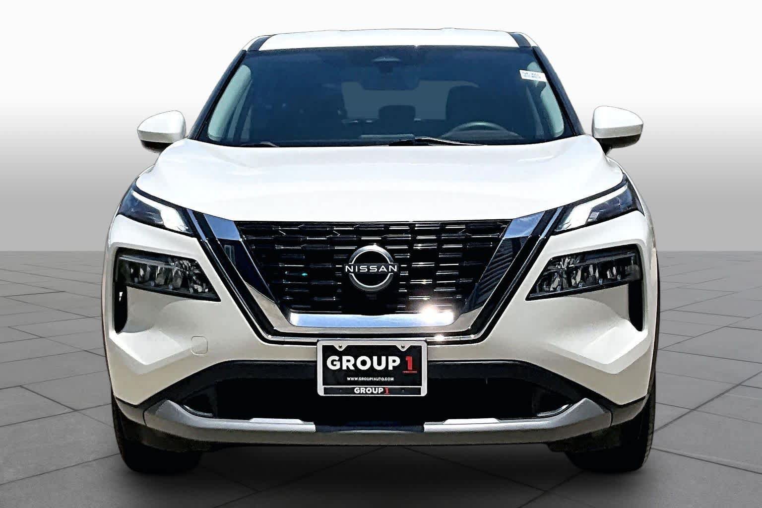 Certified 2023 Nissan Rogue SV FWD image 4