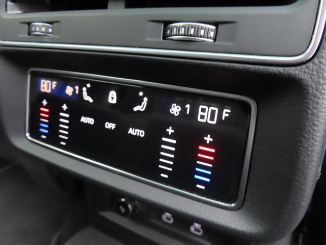 Used 2023 Audi Q8 Premium Plus w/ Premium Plus Package image 40