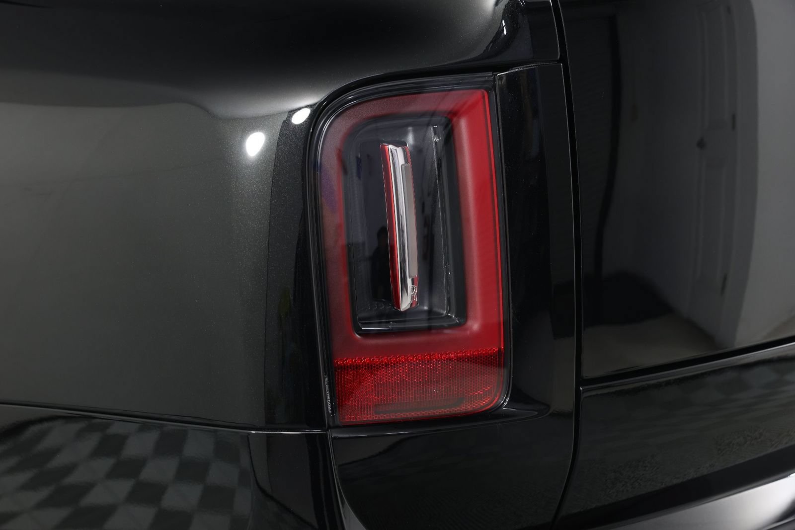 New 2026 Rolls-Royce Cullinan AWD/4WD image 21