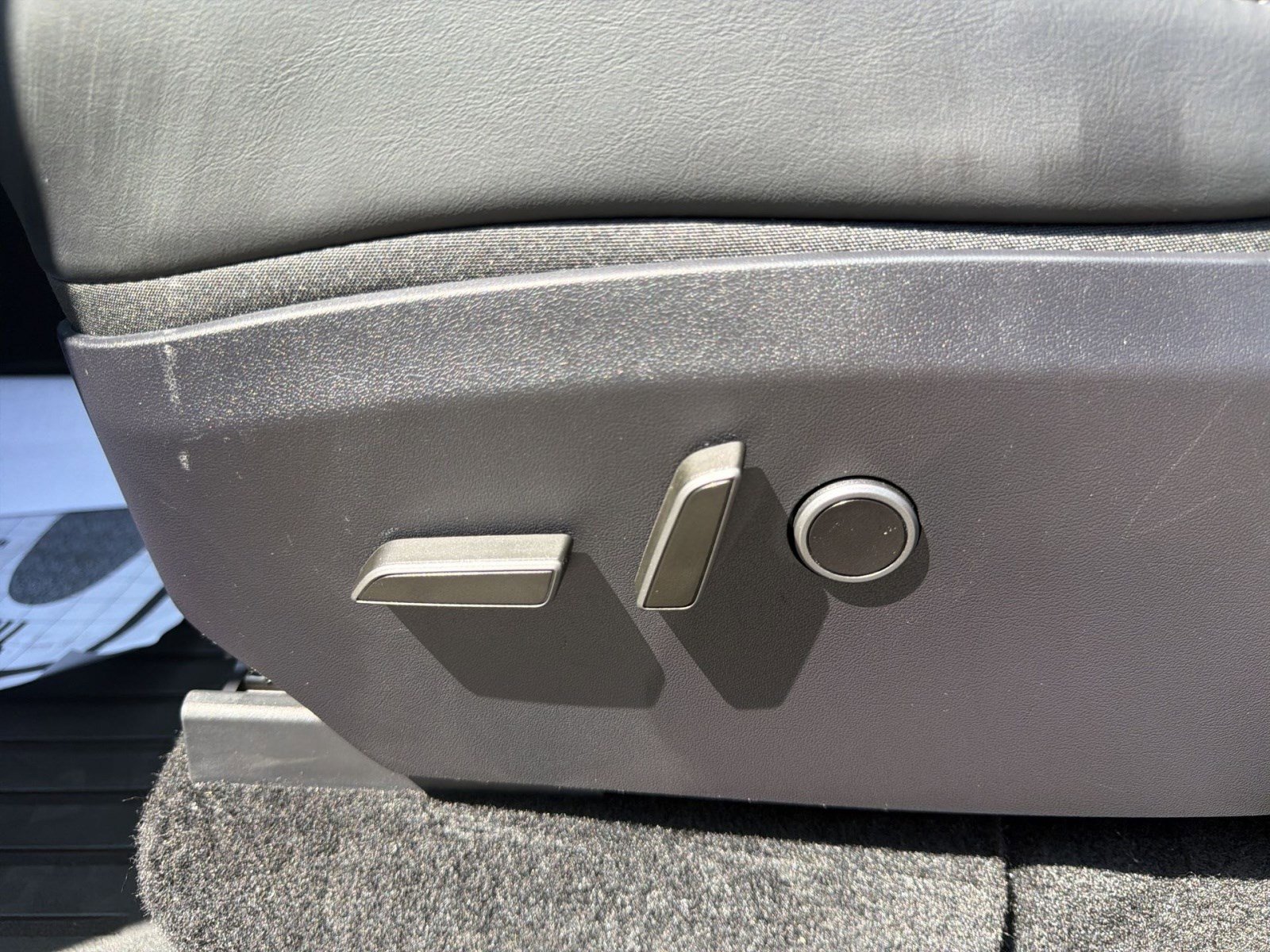 Used 2024 Tesla Model Y Long Range image 14