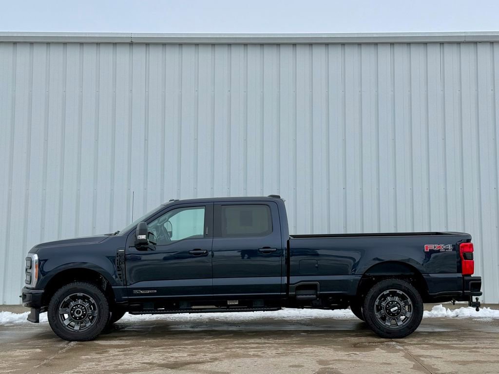 Used 2023 Ford F350 Lariat w/ Lariat Ultimate Package image 2