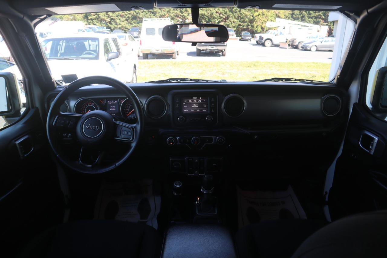 Used 2018 Jeep Wrangler Unlimited Sport S AWD/4WD image 50