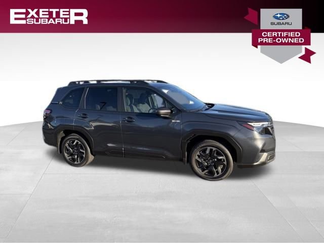 Used 2025 Subaru Forester Premium image 3