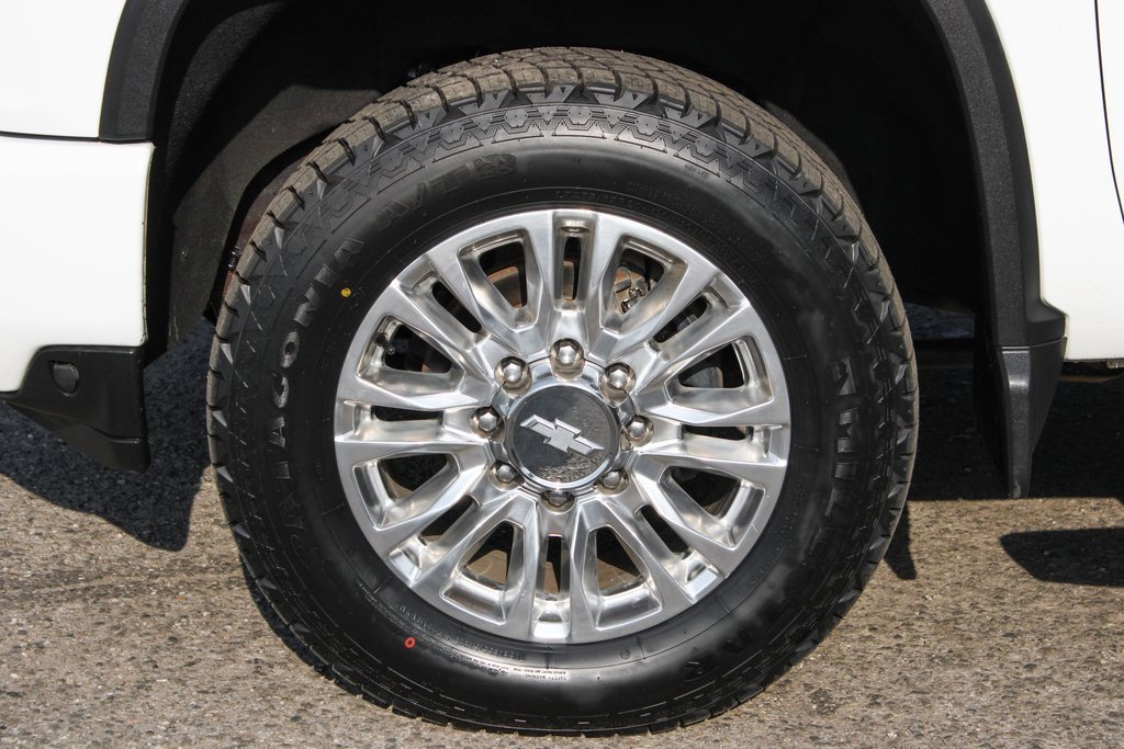 Used 2020 Chevrolet Silverado 3500 High Country w/ Z71 Off-Road Package image 50