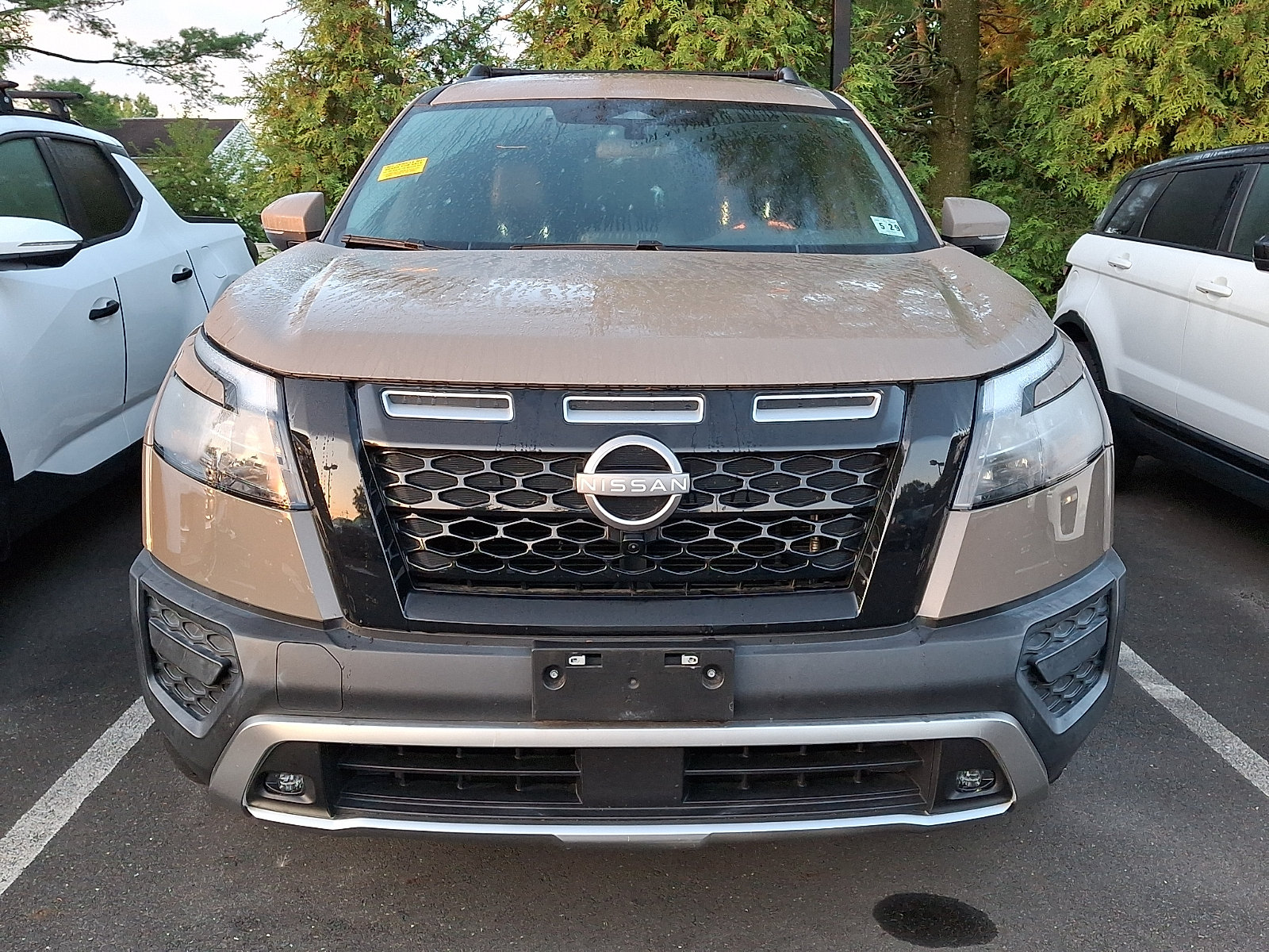Used 2024 Nissan Pathfinder Rock Creek AWD/4WD image 3
