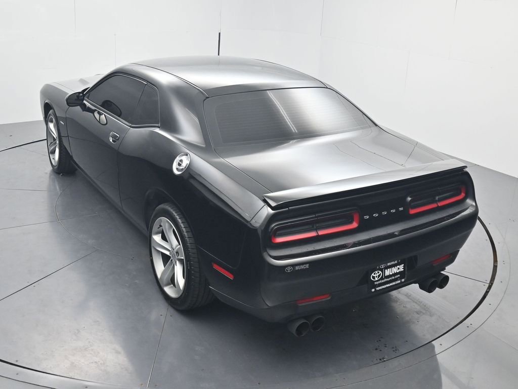 Used 2016 Dodge Challenger R/T RWD image 51