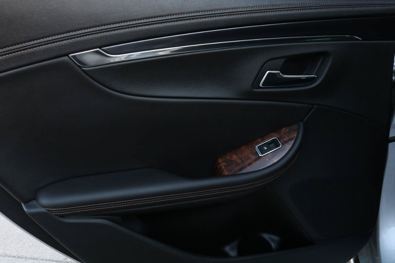 Used 2014 Chevrolet Impala LTZ FWD image 37
