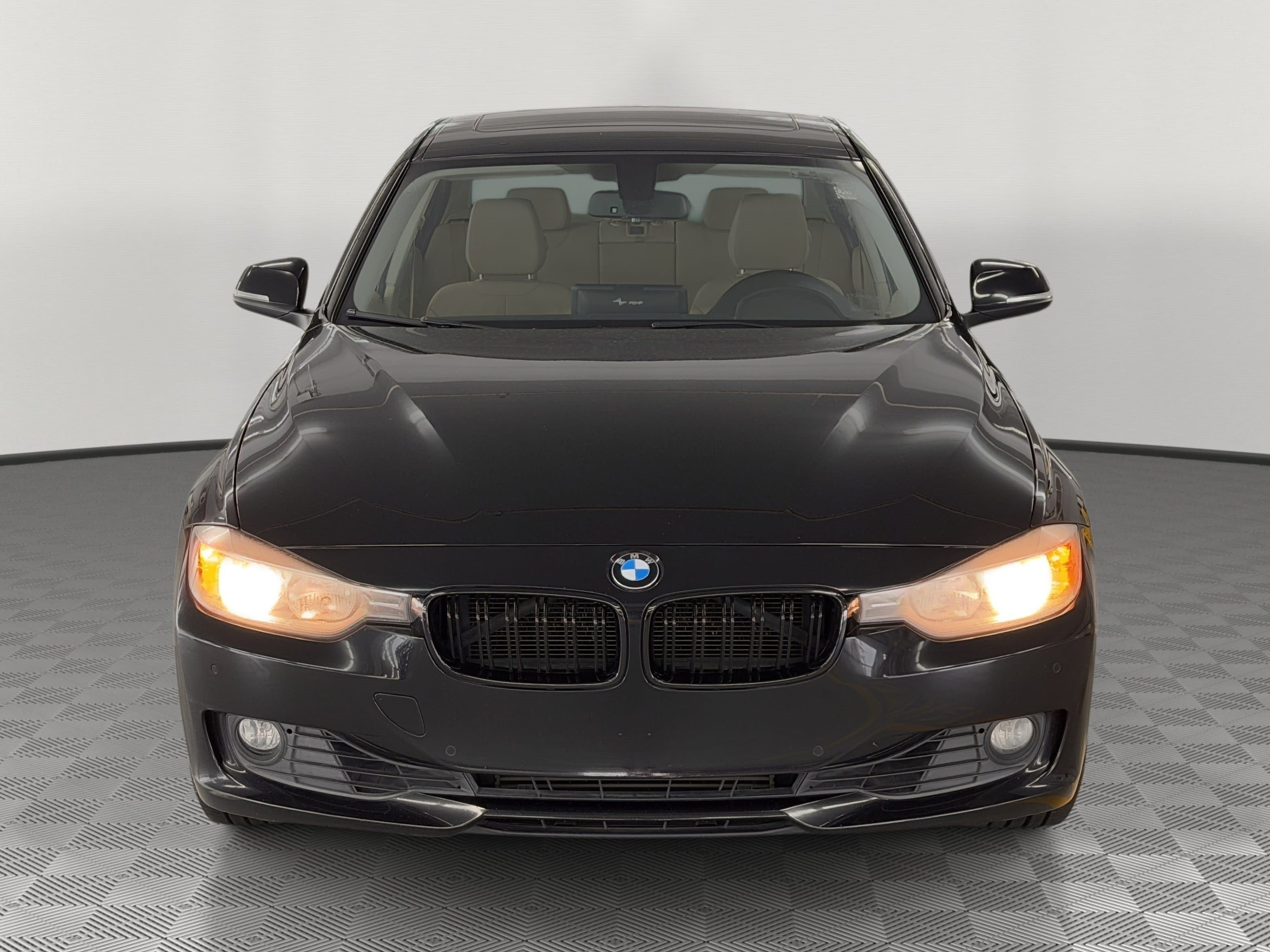 Used 2013 BMW 328i Sedan RWD image 6
