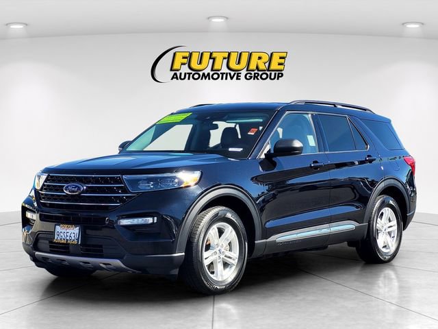 Certified 2023 Ford Explorer XLT w/ Equipment Group 202A RWD image 8