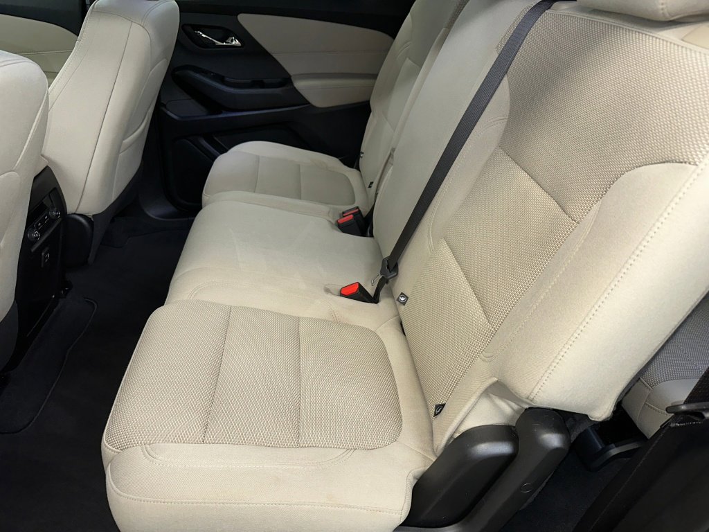 Certified 2023 Chevrolet Traverse LS image 16