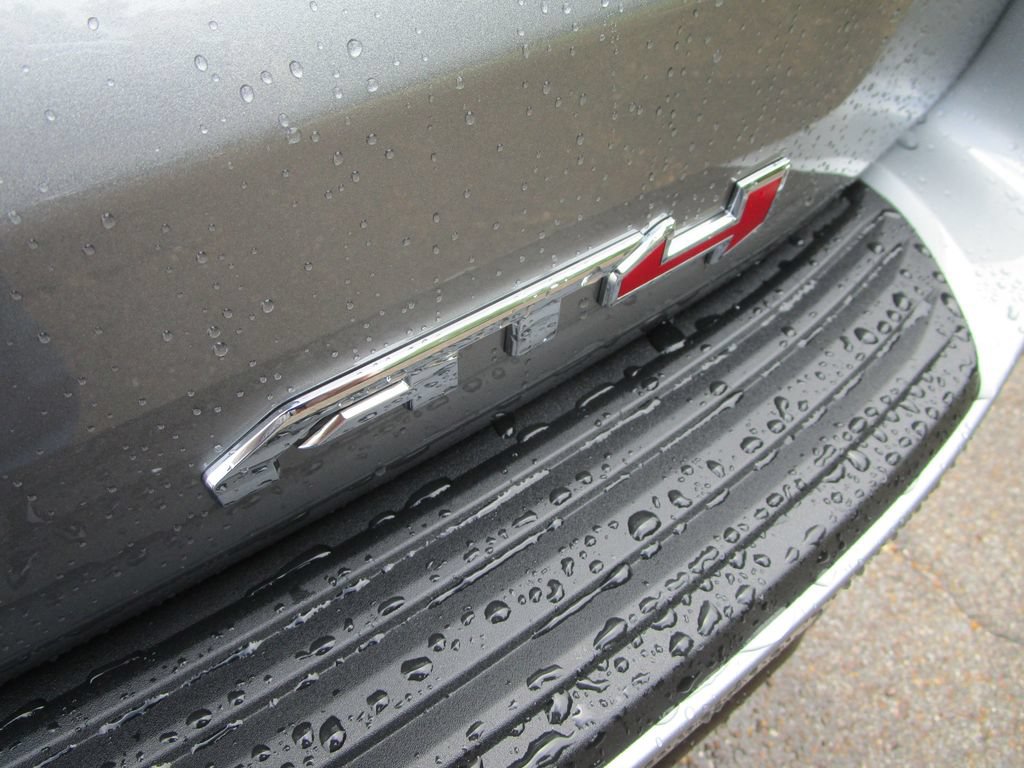New 2026 GMC Yukon AT4 Ultimate AWD/4WD image 13