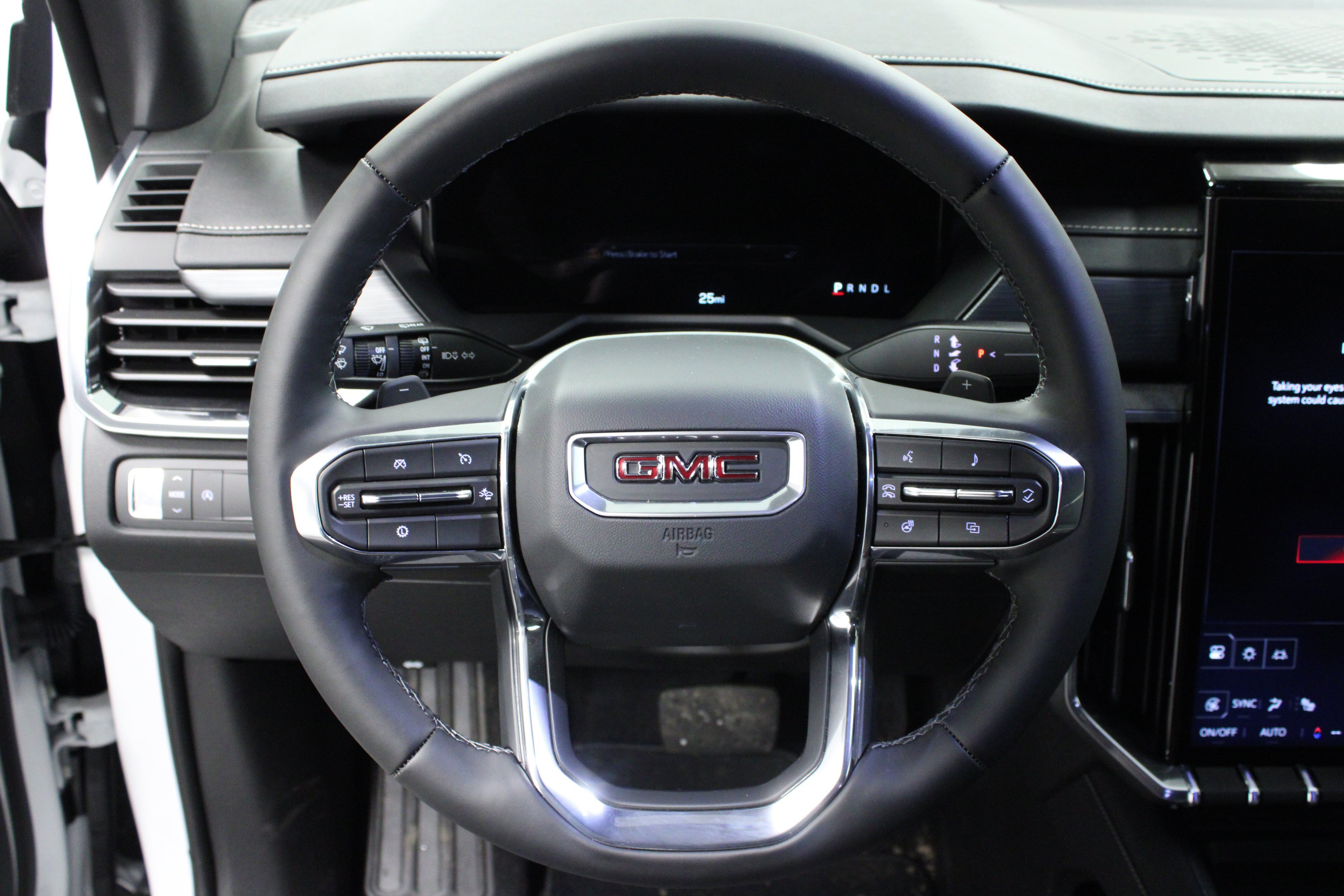 New 2025 GMC Acadia Elevation FWD image 17